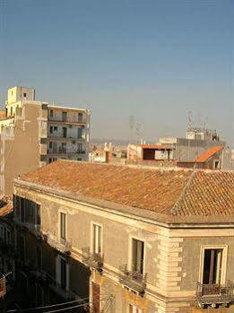 Al Castello Apartment คาตาเนีย ภายนอก รูปภาพ
